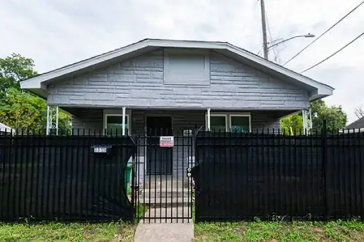 1 Bed/ 1 Bath Ennis Street, Houston, TX